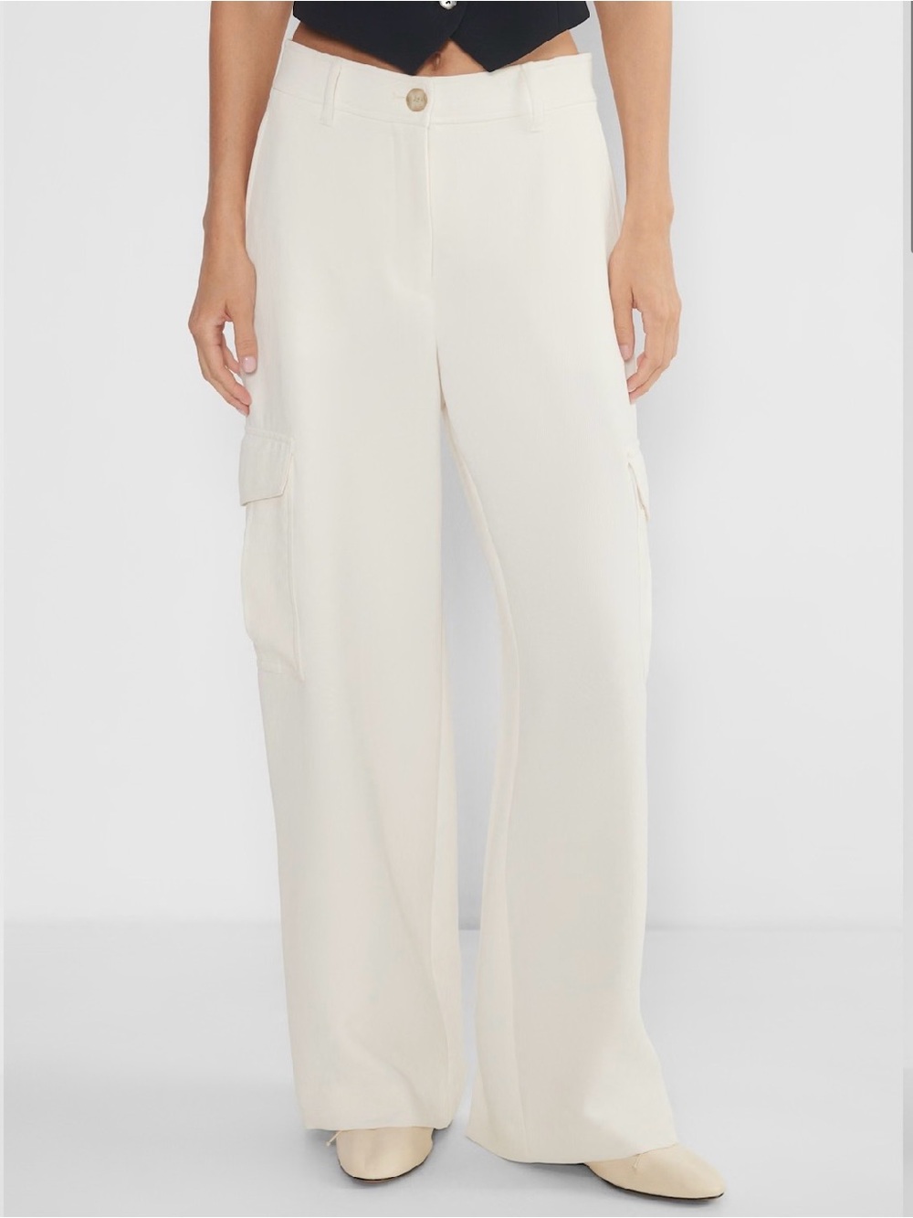 Babaton Wide-Leg Cargo Trousers in Cream